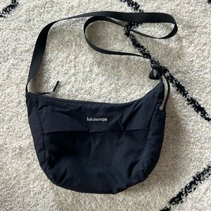 Lululemon crossbody bag